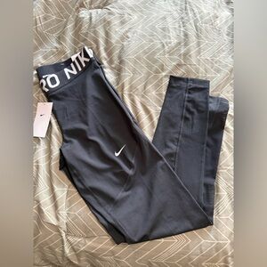 Women’s Nike Pro Black Leggings